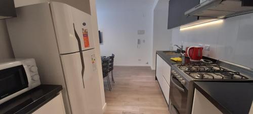 One-Bedroom Apartment image 7