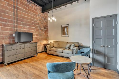 Hoppy Hideaway: Coastal Loft with a Brewery Twist detail