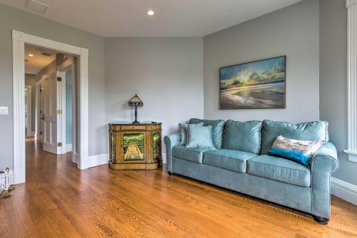 Charming Greenport Gem 1, 1 Mile to Ferry! in Greenport, USA