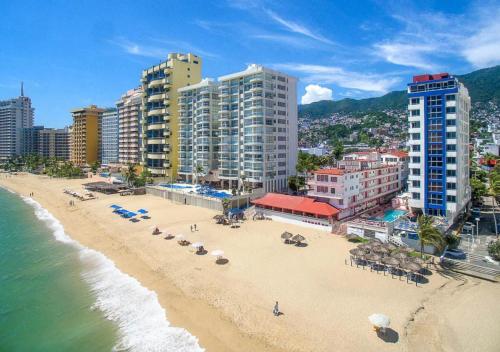 WIVC Mar Azul Condo - Your Best Beachfront Stay in Acapulco