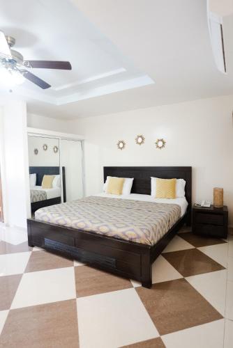 1 queen bed