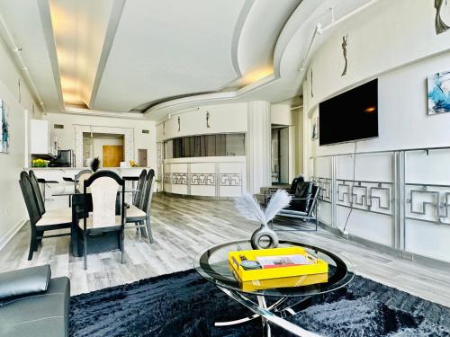Executive Vacation Suite for 4, Indianápolis