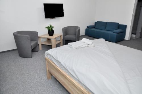 . Pokoje, Apartamenty, Restauracja Marcus