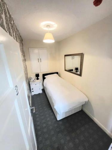 The Dublin Packet - Single room 2 in Holyhead
