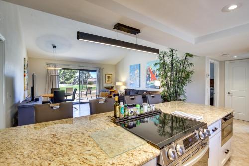 Luxury Palm Desert Condo with Patio on Golf Course! - image 14
