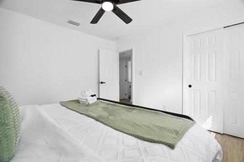 Beautiful Tyson 5 Min From Bayshore Blv Beautiful Tyson 5 Min From Bayshore Blv