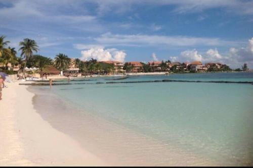 Lujoso Apto 3 niveles, 2 recamaras en el corazón de la Marina Puerto Aventuras in Puerto Aventuras, Mexico