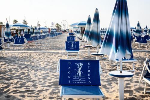 沙滩, 班姆拜酒店 (Hotel Bamby) in 里米尼