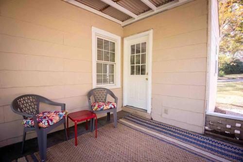 Birmingham Home/2BR/Close to everything! in Birmingham, USA