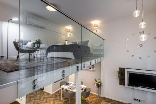 Riverside Suite Room Type - Apartment