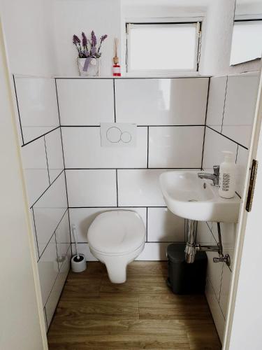 浴室, 3 Zimmer Wohnung EG - Zentrum in 博霍爾特