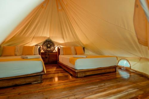 Palmar Beach Lodge in Bastimentos