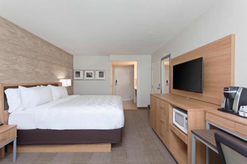 Holiday Inn Palmdale-Lancaster by IHG in Palmdale, USA