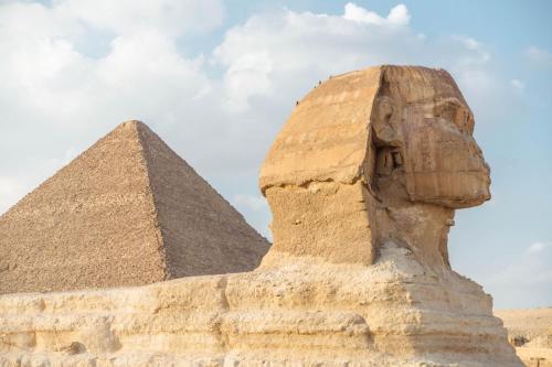 Stay of Giza Pyramids