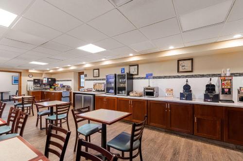 Best Western Bridgeview Hotel in Superior, USA