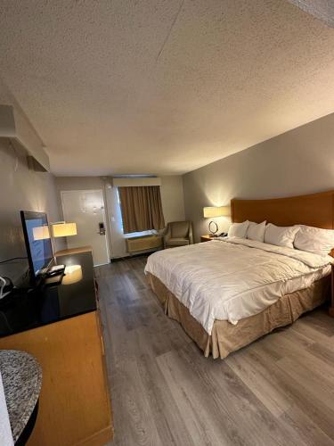 Lanett Inn