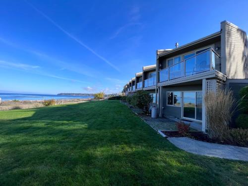 Shorewater Resort - Accommodation - Qualicum Beach