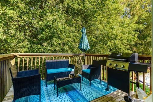 Fun & Cozy Retreat: Nature & Games in Quinte West (ON)