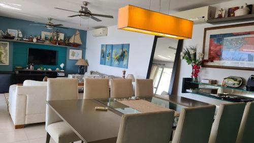 瓜鲁雅 TrevizZo Guaruja Canto do Tortuga 4星级 单人房 泳池