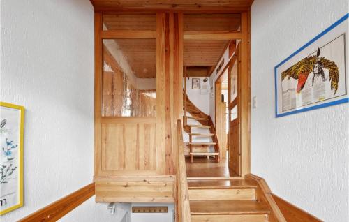 2 Bedroom Stunning Apartment In Rechlin