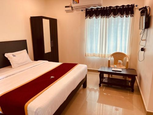 Hotel Sitar Grand in Padmavati Nagar