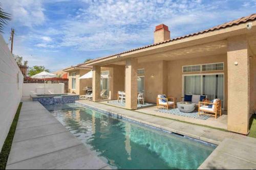 The Desert Gem Pool Spa Gated Home