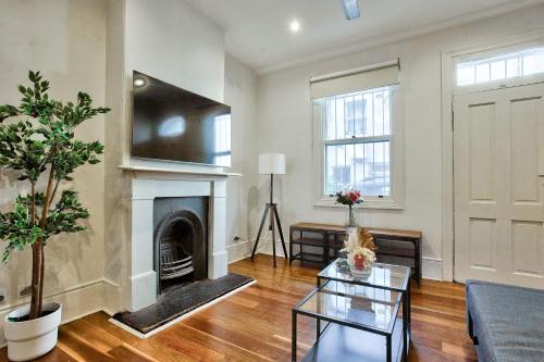 3 Bedrooms - Darling Harbour - Ada Place - image 3