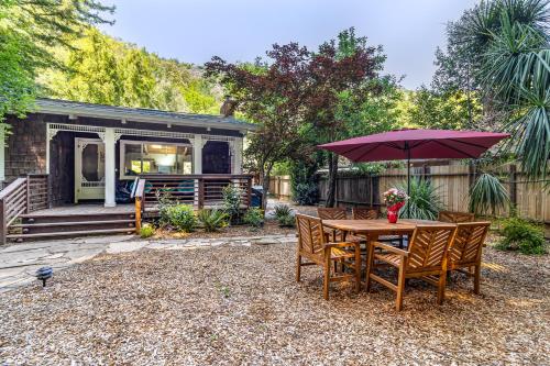The Shack Hot Tub Outdoor BBQ Russian River thumb 4
