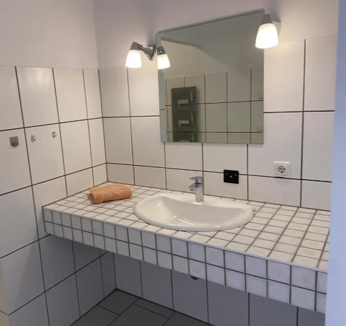 Bathroom, BnB-Home Apartment in Buxheim (Bavaria)