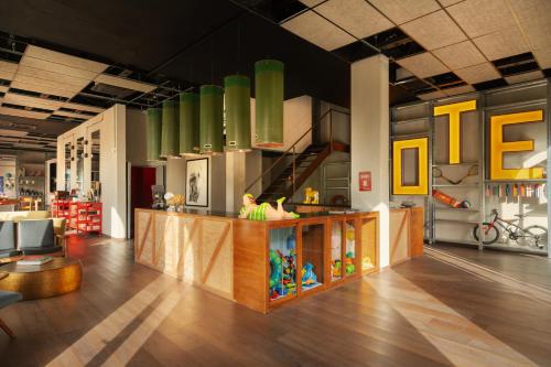 Фойє, Re Versiliana Hotel in Маріна ді Піетрасанта