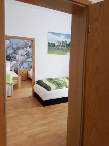 페니그 Ferienwohnung am Viaduktweg Familie Roman 4성급 싱글룸 스위트룸