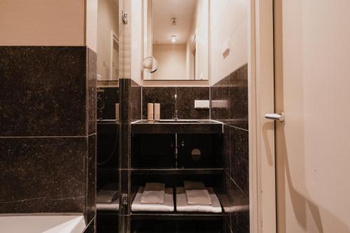 Executive Double Room or Twin Room image 6