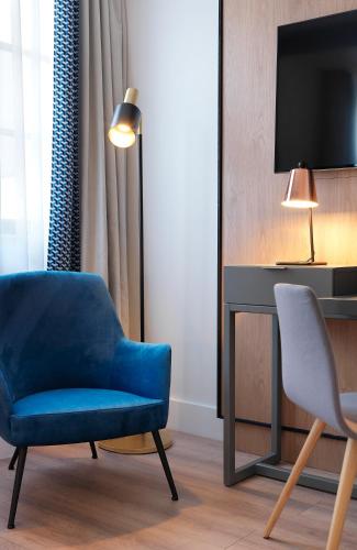 Renaissance Paris Vendome Hotel - image 13