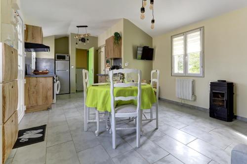 設施, La Petite Maison Du Montjard in 塞普蒙