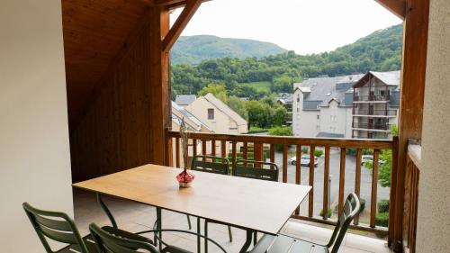 ระเบียง/ชานเรือน, Residence Les Arches in แซงต์ ลารี ซูลง