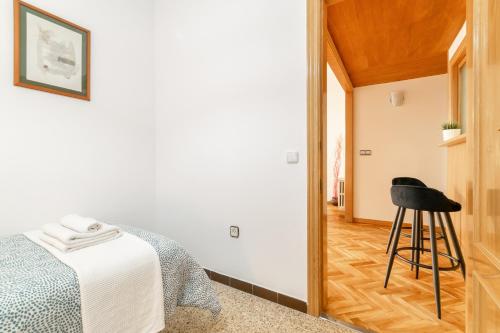 Confort Barcelona Rentals - image 4