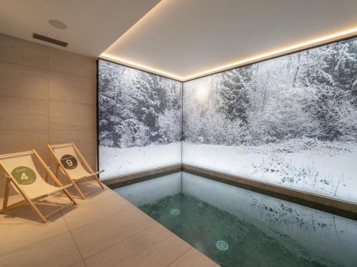 Chalet Courchevel, 6 pièces, 12 personnes - FR-1-568-37 (Chalet de luxe familial avec piscine et sauna, proche des pistes et commodites a Courchevel Le Praz ) in Le Praz