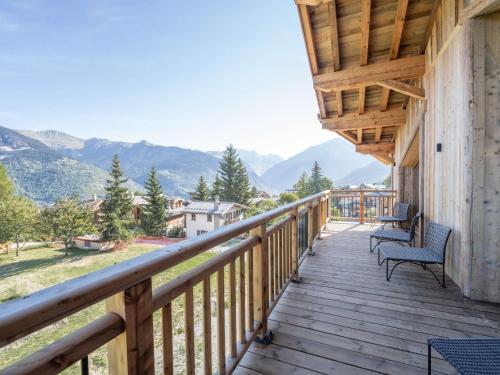 Chalet Courchevel, 6 pièces, 12 personnes - FR-1-568-37 (Chalet de luxe familial avec piscine et sauna, proche des pistes et commodites a Courchevel Le Praz ) in Le Praz