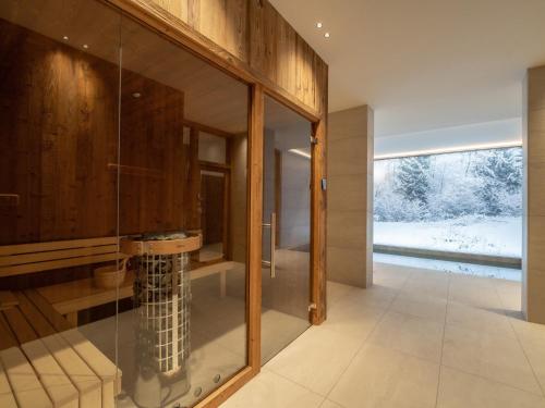 Chalet Courchevel, 6 pièces, 12 personnes - FR-1-568-37 (Chalet de luxe familial avec piscine et sauna, proche des pistes et commodites a Courchevel Le Praz ) in Le Praz