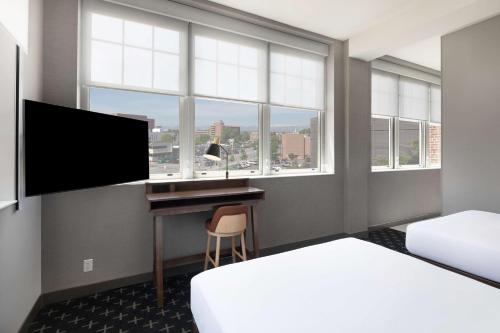 The Slate Denver, Tapestry Collection by Hilton, Denver