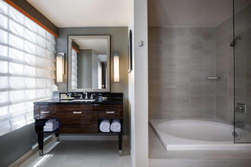 Colcord Hotel - image 10