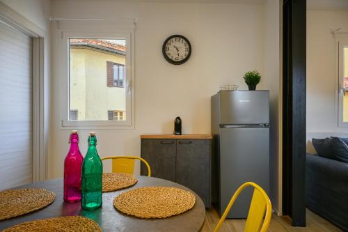 One-Bedroom Apartment image 10