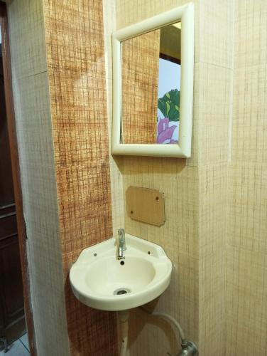 Double Room with Balcony image 1