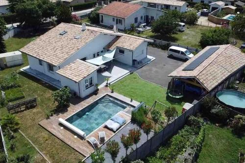 Villa Familiale bassin d'Arcachon - Location saisonnière - Biganos