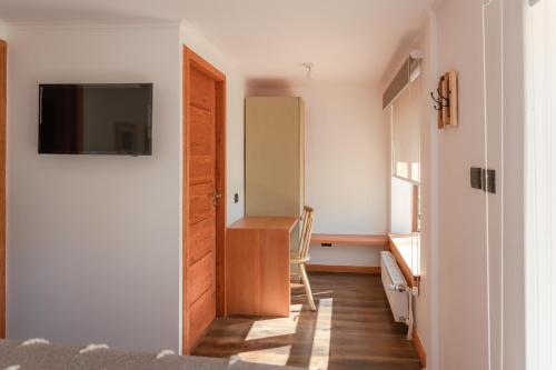 Oprema, PURA Hotel in Carr Austral