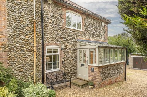 4 Church Cottages by Big Skies Cottages