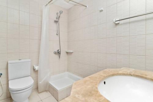 StoneTree - Near Metro - Furnished Studio in JLT - image 5