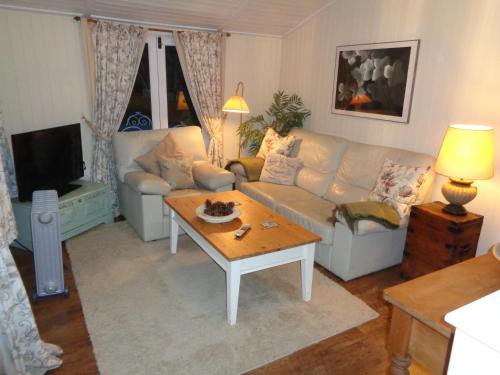 Log Cabin, Conveniently Situated halfway between Stratford and Warwick, Stratford-upon-Avon (fotografie 2)