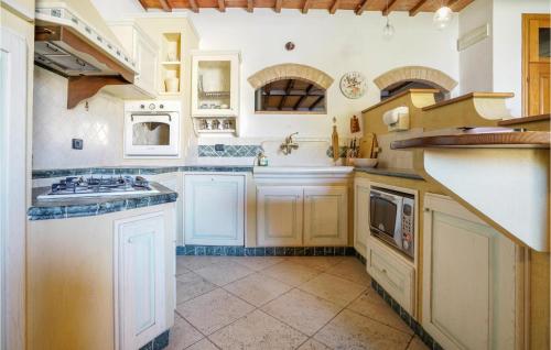 Awesome Apartment In Castel San Gimignano With Wifi