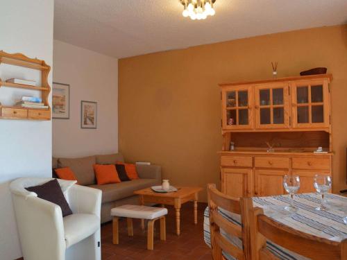 Appartement La Croix-Valmer, 2 pièces, 4 personnes - FR-1-226B-28 - Location saisonnière - La Croix-Valmer